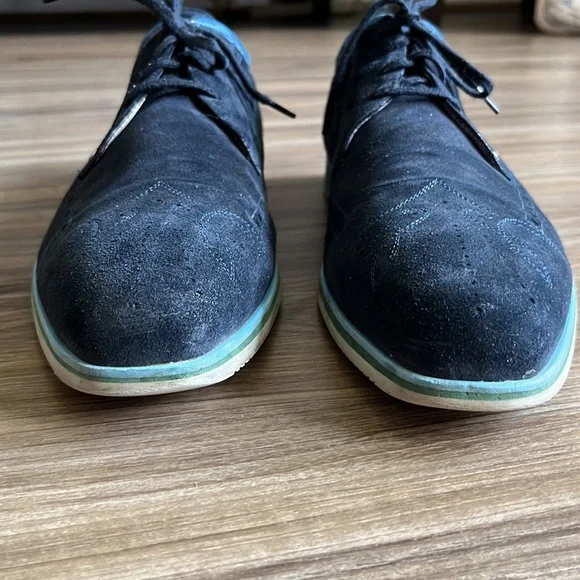 Cesare Paciotti Blue Suede Wing Tip Laced Up 8.5